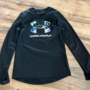Girl’s Under Armour Shirt